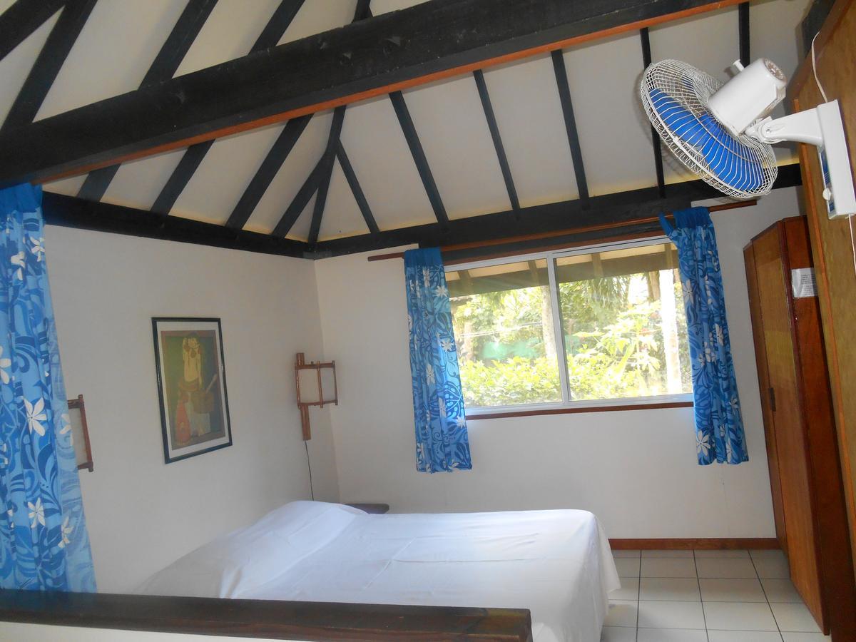 Bungalows Tipaniers Iti Hotell Vaianae Exteriör bild